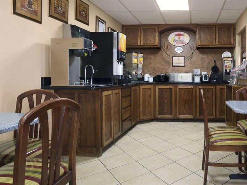 Super 8 By Wyndham Amarillo Hotel Luaran gambar
