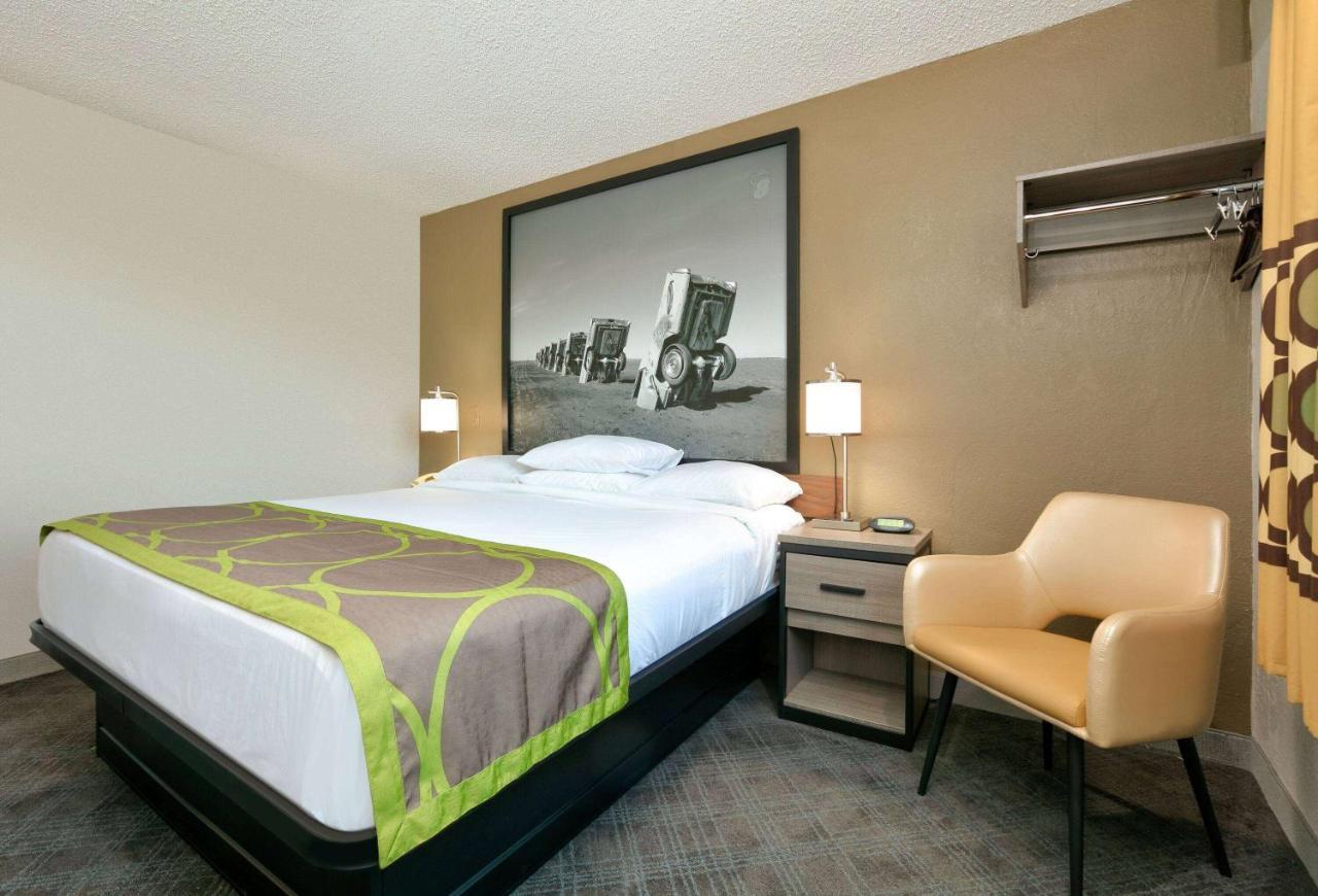 Super 8 By Wyndham Amarillo Hotel Luaran gambar